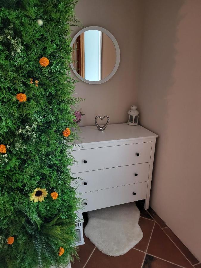 Ferienwohnung Sobe Pilajevo 2, 183 Ulica Stjepana Radica, Gola Exterior foto